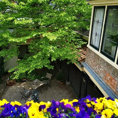 Unique Courtyard House With Sauna In Center